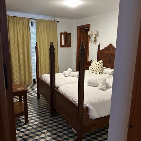טולוקס Hostal Moon מראה חיצוני תמונה