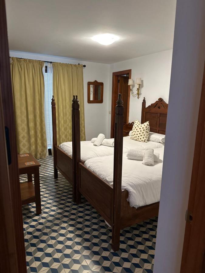 טולוקס Hostal Moon מראה חיצוני תמונה
