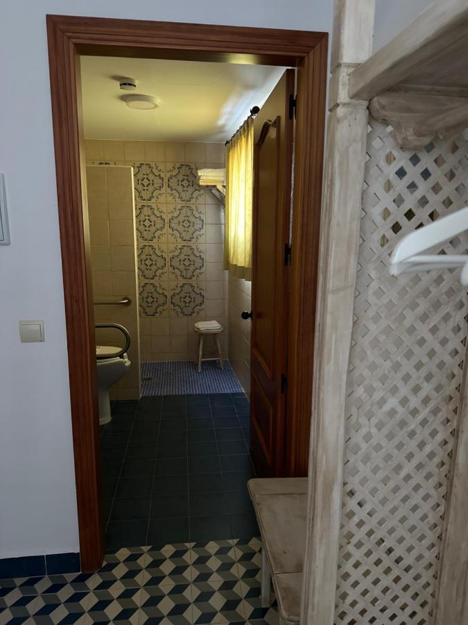 טולוקס Hostal Moon מראה חיצוני תמונה