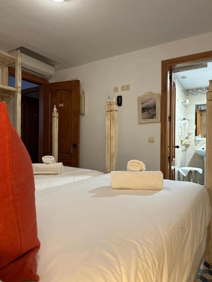 טולוקס Hostal Moon מראה חיצוני תמונה